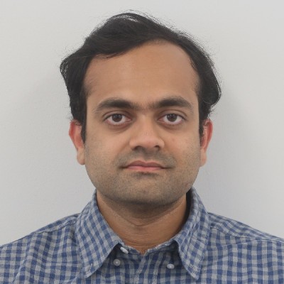 Dr. Tarun Kalluri